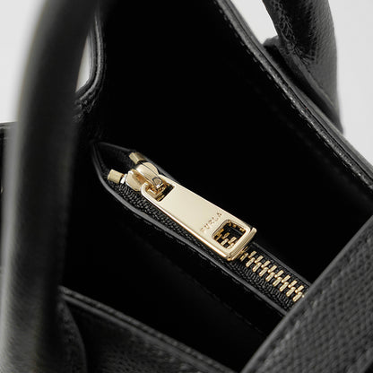 FURLA レディース ショルダーバッグ FURLA GOCCIA S TOTE BASE 22 WB01949 ARE000 4カラー