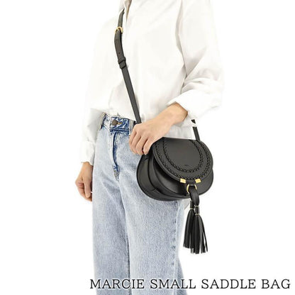 Chloe レディース ショルダーバッグ MARCIE SMALL SADDLE BAG CHC24SS680M46 BLACK ブラック 001