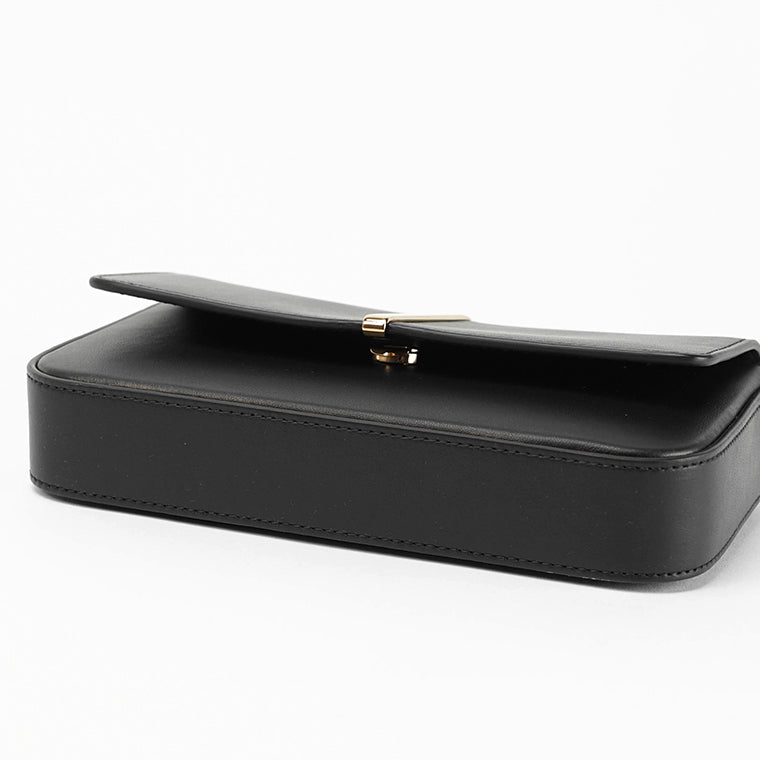 TOD'S レディース ショルダーバッグ XAWDBMVA302ROR ブラック B999