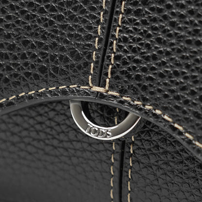 TOD'S レディース 2つ折り財布 XAWDBNB3300XSO ブラック B999