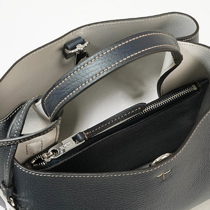 TOD'S レディース ショルダーバッグ BAG IN LEATHER MICRO XBWAPAEL000QRI 8カラー