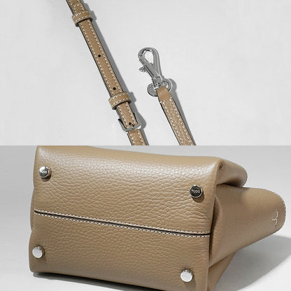 TOD'S レディース ショルダーバッグ XBWAPAFL000QRI 6カラー