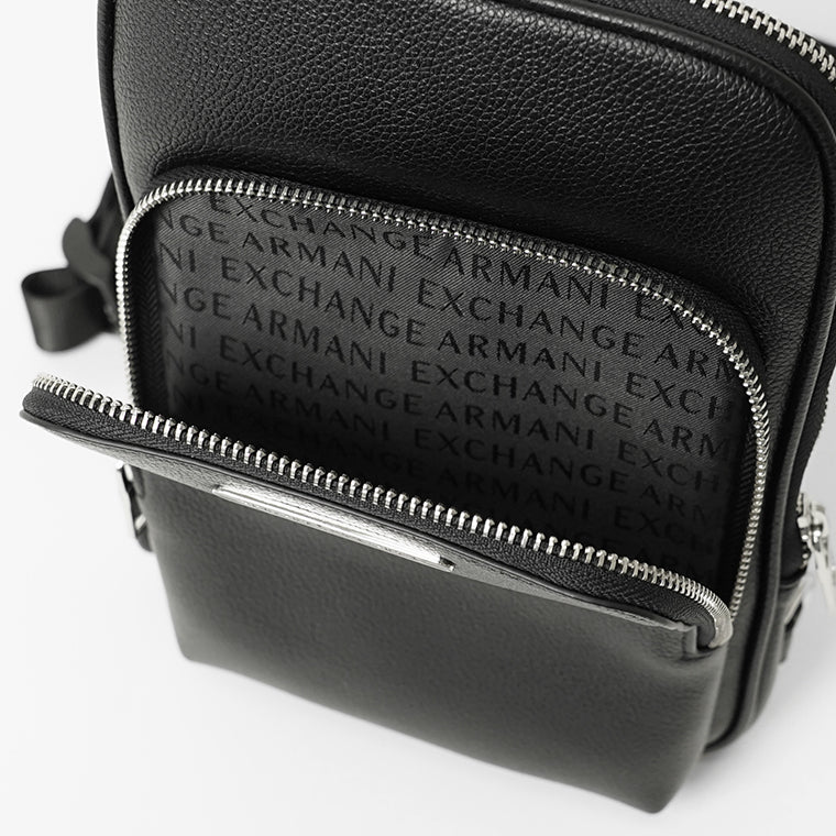 ARMANI EXCHANGE メンズ レディース ショルダーバッグ XM000843 AF12134 BLACK ブラック UC001
