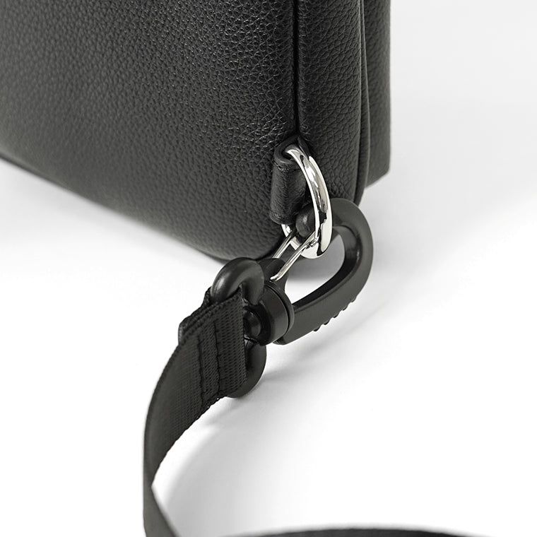 ARMANI EXCHANGE メンズ レディース ショルダーバッグ XM000843 AF12134 BLACK ブラック UC001