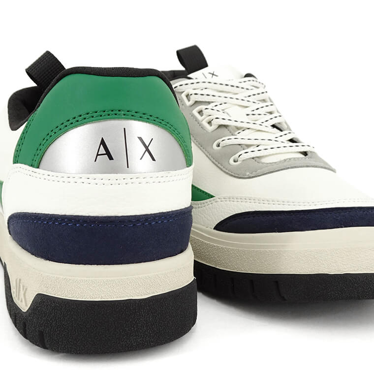 〈美品〉ARMANI EXCHANGE【24cm】ダットスニーカー グリーン 美品〉ARMANI EXCHANGE【24cm】ダットスニーカー グリーン