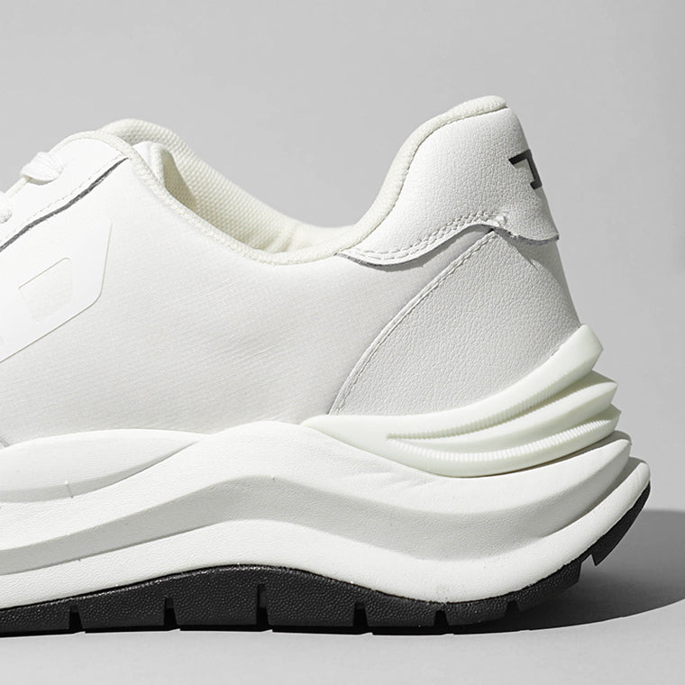DIESEL メンズ スニーカー S SPEEDY RUNNING Y03829 P7530 BRIGHT WHITE ホワイト T1002